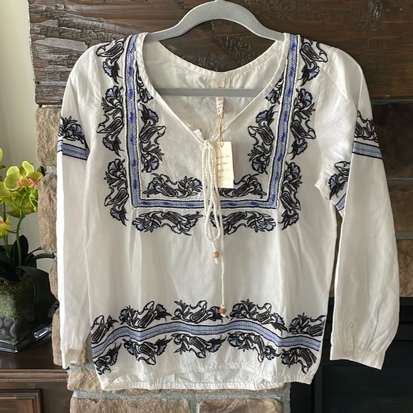 RAGA Tops - Raga Anthropologie Top NWT